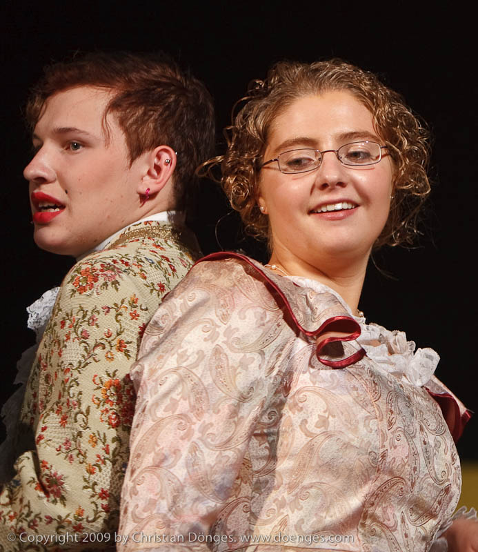 Performers 'Wolfgang 4' and 'Mozarts Mother' in the musical.